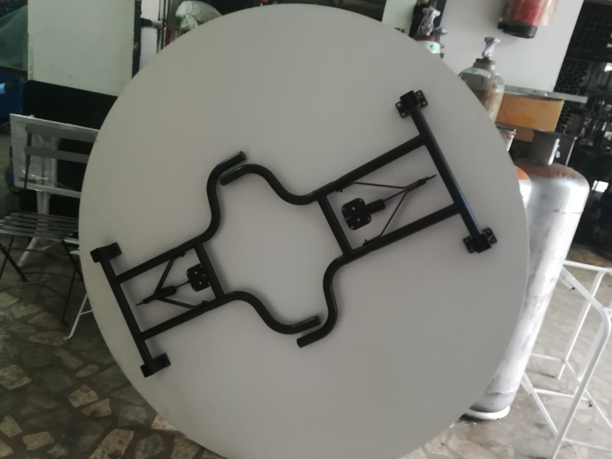 Pratik Masa Ayakları